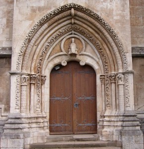 Das prächtige Südportal der Nikolaikirche